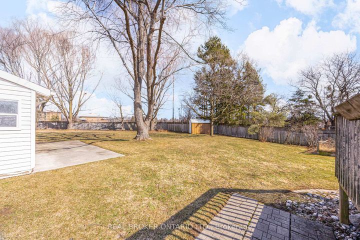Photo 38 at 1483 Brenner Crescent, Mountainside, Burlington