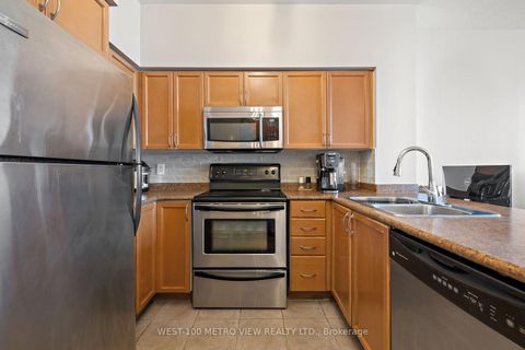 Photo 5 at 1807 - 388 Prince Of Wales Drive, City Centre, Mississauga