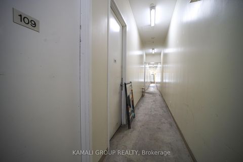 Photo 10 at 110 - 28 Finch Avenue W, Newtonbrook West, Toronto