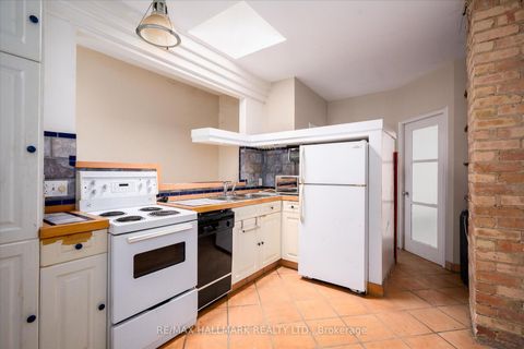 Photo 7 at 511 Queen Street E, Moss Park, Toronto