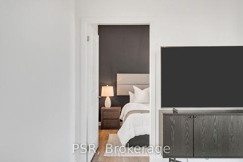 Photo 12 at 1029 - 100 Eagle Rock Way, Rural Vaughan, Vaughan