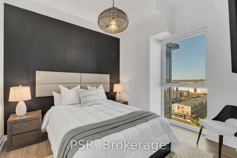 Photo 13 at 1029 - 100 Eagle Rock Way, Rural Vaughan, Vaughan