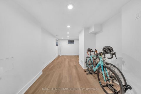 Photo 28 at 70 Cranbrooke Avenue, Lawrence Park North, Toronto