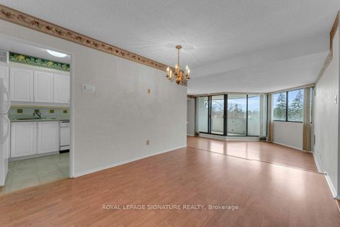 Photo 13 at 409 - 50 Baif Boulevard, North Richvale, Richmond Hill