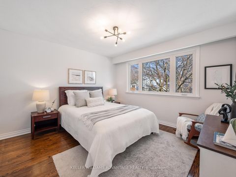 Photo 12 at 124 Kalmar Avenue, Cliffside, Toronto