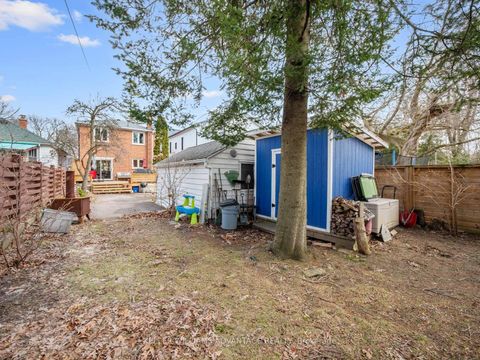Photo 32 at 124 Kalmar Avenue, Cliffside, Toronto