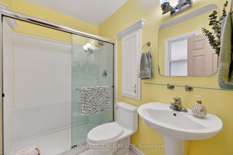 Photo 19 at 65 Donald Street, Queen's Park, Barrie