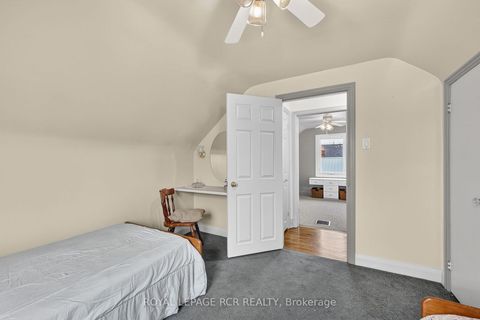 Photo 24 at 65 Donald Street, Queen's Park, Barrie