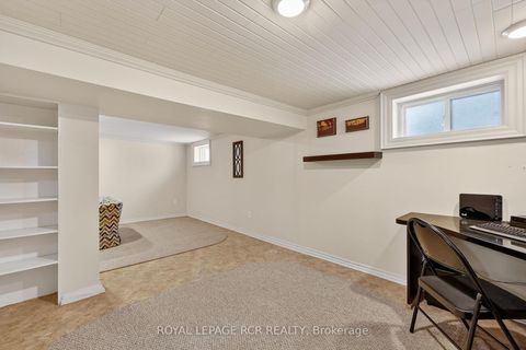 Photo 26 at 65 Donald Street, Queen's Park, Barrie