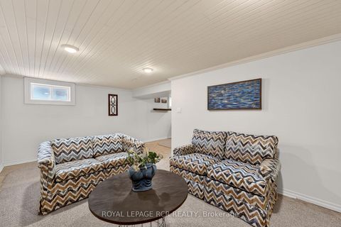 Photo 31 at 65 Donald Street, Queen's Park, Barrie