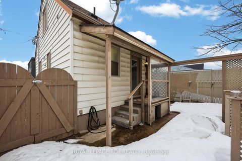 Photo 40 at 65 Donald Street, Queen's Park, Barrie