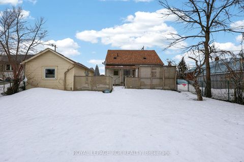 Photo 47 at 65 Donald Street, Queen's Park, Barrie