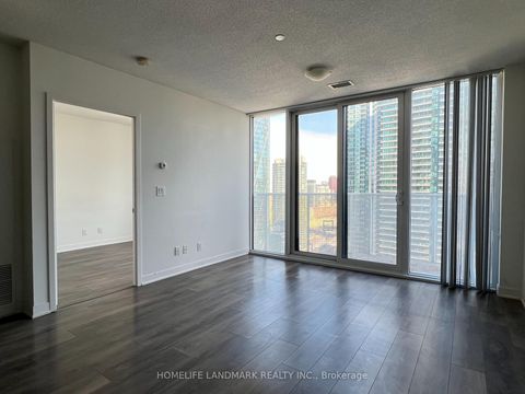 Photo 6 at 2806 - 88 Harbour Street, Waterfront Communities C1, Toronto