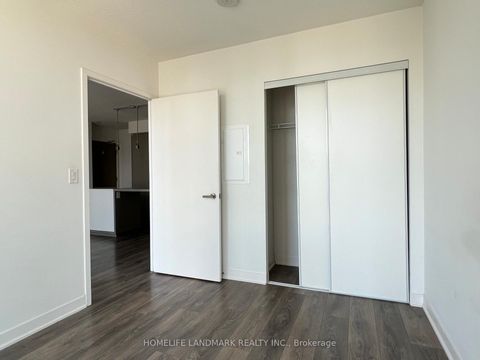 Photo 7 at 2806 - 88 Harbour Street, Waterfront Communities C1, Toronto