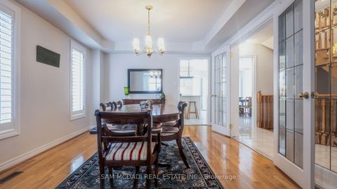 Photo 4 at 5396 Planter's Wd Court, Central Erin Mills, Mississauga