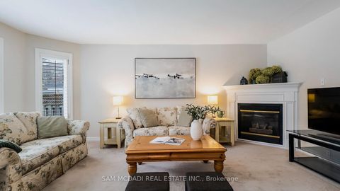 Photo 8 at 5396 Planter's Wd Court, Central Erin Mills, Mississauga