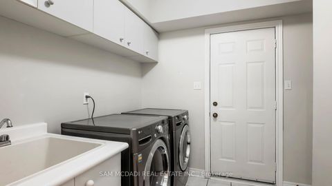 Photo 10 at 5396 Planter's Wd Court, Central Erin Mills, Mississauga