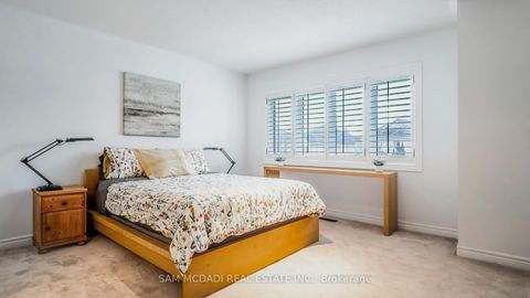 Photo 17 at 5396 Planter's Wd Court, Central Erin Mills, Mississauga