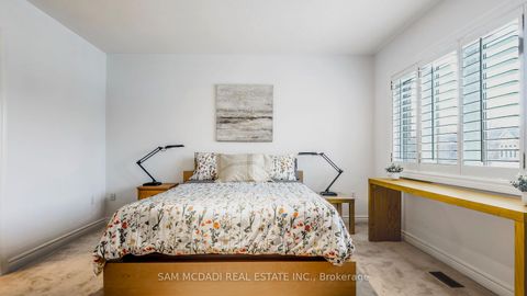 Photo 18 at 5396 Planter's Wd Court, Central Erin Mills, Mississauga