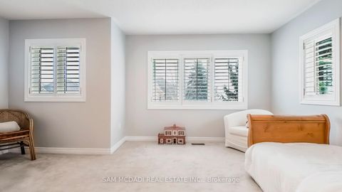 Photo 21 at 5396 Planter's Wd Court, Central Erin Mills, Mississauga