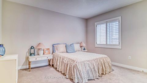 Photo 23 at 5396 Planter's Wd Court, Central Erin Mills, Mississauga