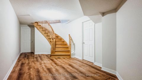 Photo 28 at 5396 Planter's Wd Court, Central Erin Mills, Mississauga