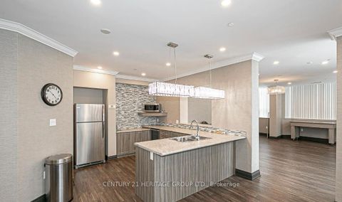 Photo 21 at 1112 - 270 Davis Drive, Central Newmarket, Newmarket