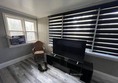 Photo 6 at 257 Cedarholme Avenue, Keswick South, Georgina