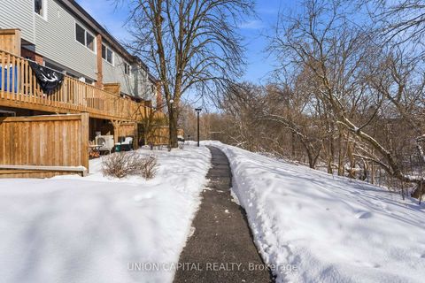 Photo 7 at 317 Milestone Crescent, Aurora Village, Aurora