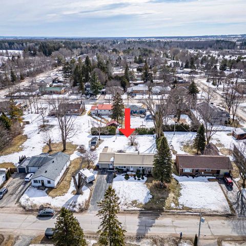 Photo 2 at 227 Superior Street, Stayner, Clearview