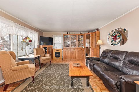 Photo 11 at 227 Superior Street, Stayner, Clearview