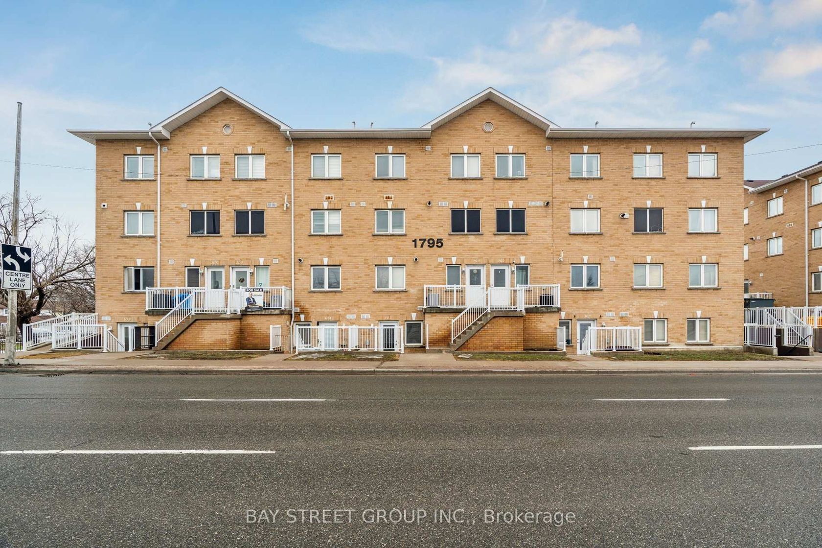 105 - 1795 Markham Road, Malvern, Toronto by Loree Meneguzzi Real Estate 105 - 1795 Markham Road, Malvern, Toronto