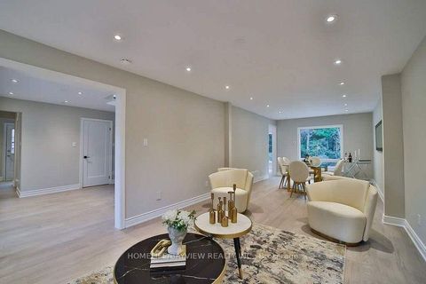 Photo 3 at 6 Mcclenny Drive, Aurora Highlands, Aurora