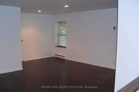 Photo 10 at 93 Spadina Road, Annex, Toronto