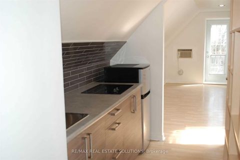 Photo 37 at 93 Spadina Road, Annex, Toronto