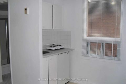 Photo 22 at 93 Spadina Road, Annex, Toronto