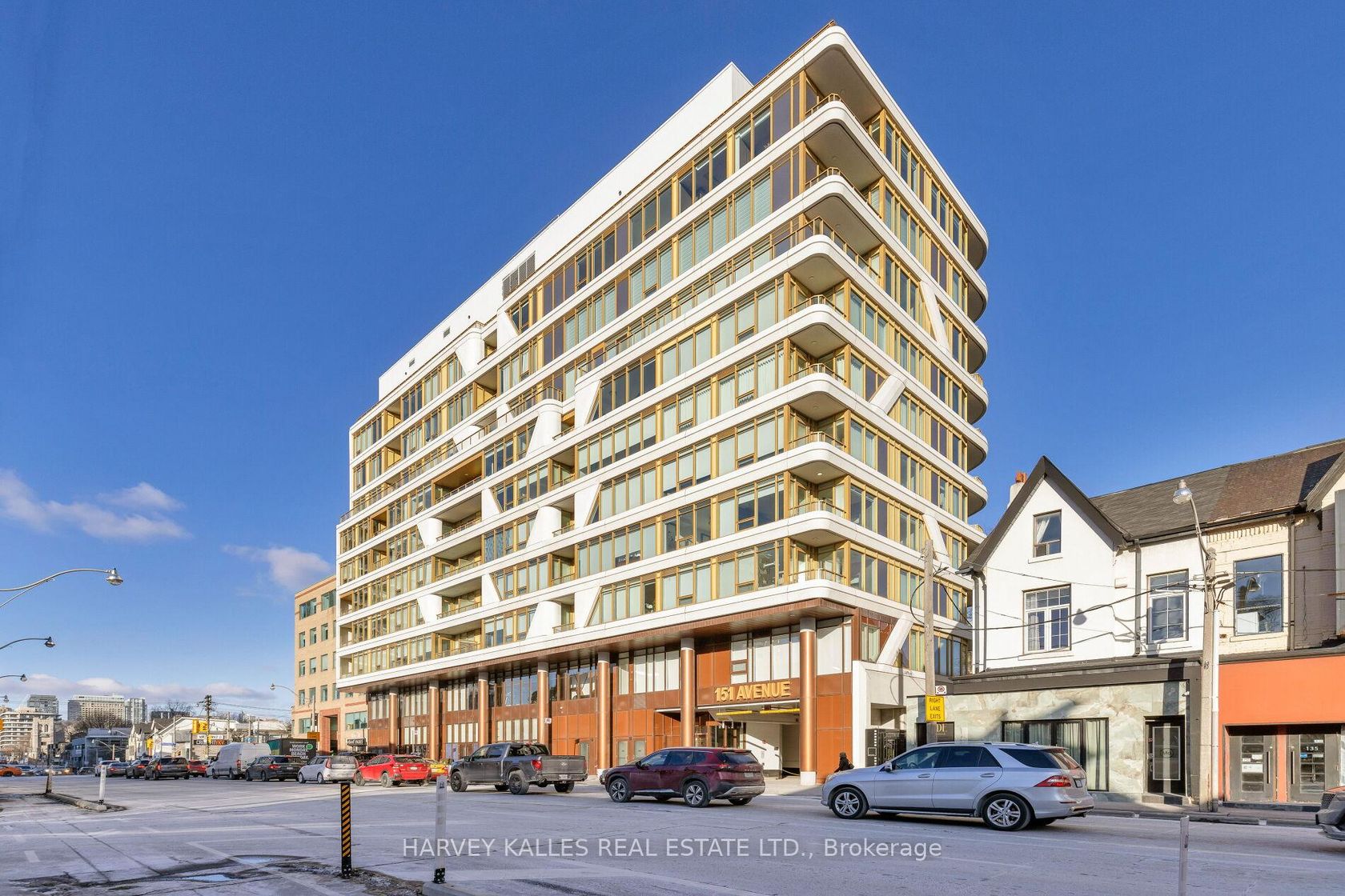 805 - 151 Avenue Road, Annex, Toronto 