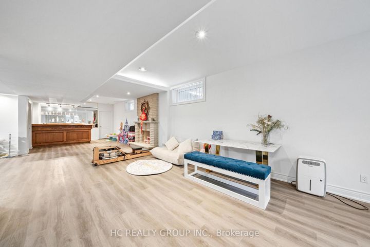 Photo 32 at 156 Burbank Drive, Bayview Village, Toronto