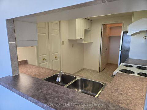Photo 3 at 808 - 55 Skymark Drive, Hillcrest Village, Toronto