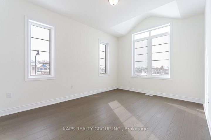 Photo 20 at 85 Donald Stewart Road, Northwest Brampton, Brampton