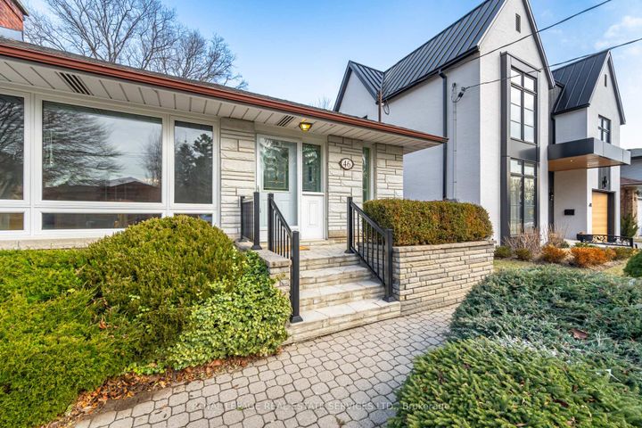 Photo 2 at 46 Cardigan Road, Queensway, Toronto