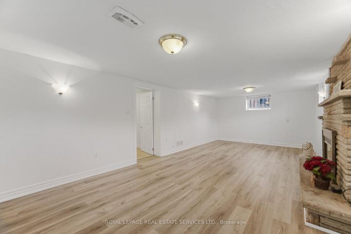 Photo 29 at 46 Cardigan Road, Queensway, Toronto