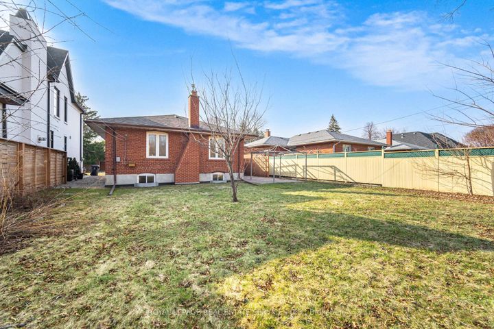 Photo 40 at 46 Cardigan Road, Queensway, Toronto