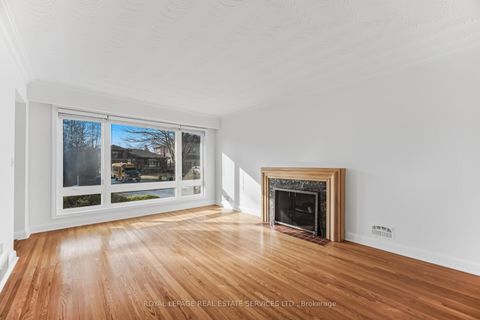 Photo 8 at 46 Cardigan Road, Queensway, Toronto