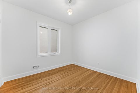 Photo 22 at 46 Cardigan Road, Queensway, Toronto