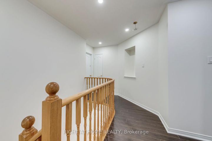 Photo 21 at 15 Eagle Trace Drive, Wellington, Brampton