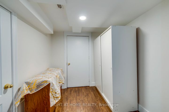 Photo 41 at 15 Eagle Trace Drive, Wellington, Brampton