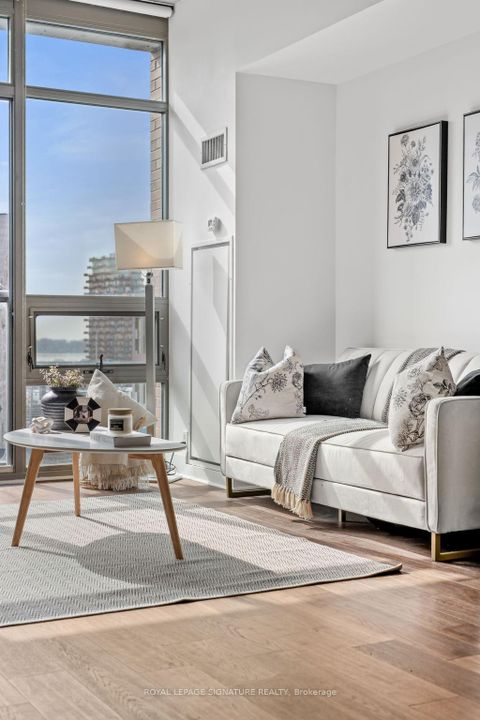 Photo 31 at 517 - 33 Mill Street, Waterfront Communities C8, Toronto