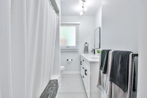 Photo 19 at 80 Cundles Road E, Cundles East, Barrie