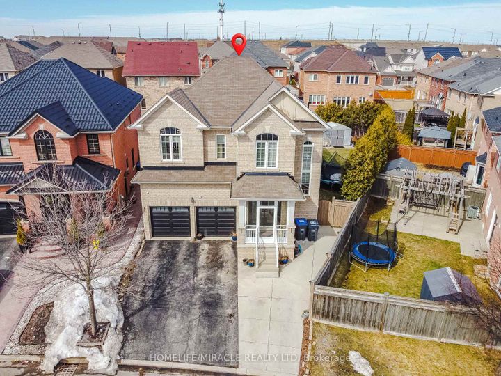 Photo 1 at 28 Iverson Drive, Credit Valley, Brampton